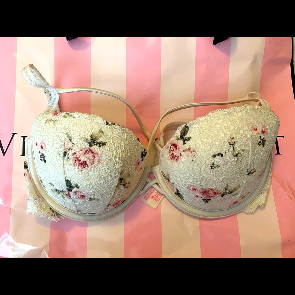 PINK Strappy Date Push-up size 32 D